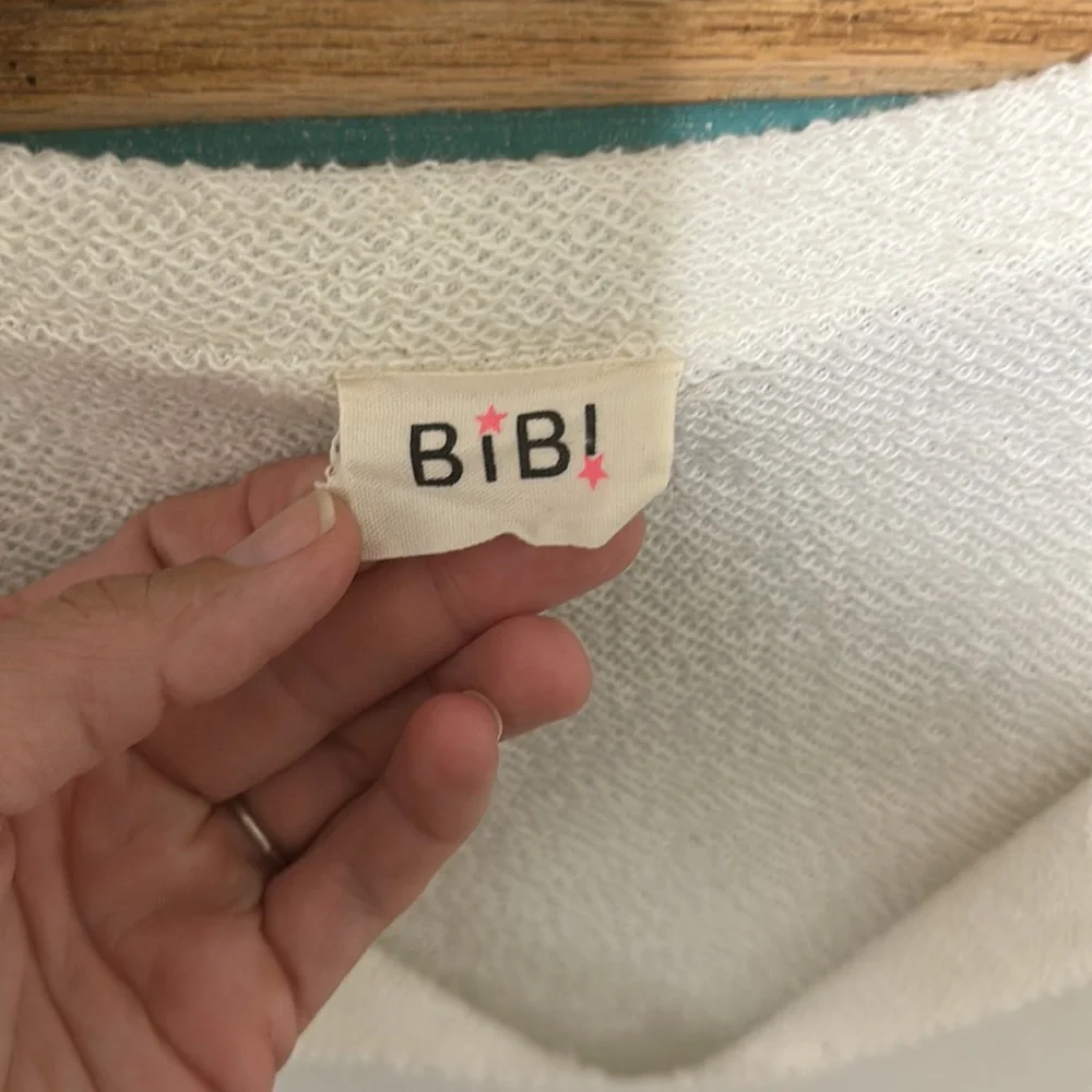 BiBi - Picture 5 of 6